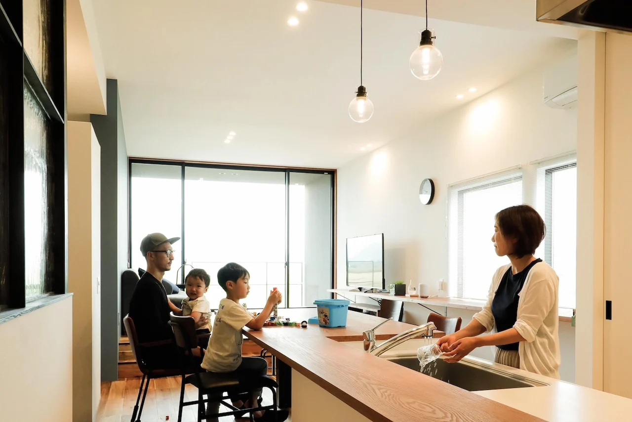 一体感と連続性を感じる住まい|the HOUSEの施工事例04